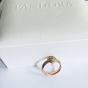 PANDORA SPARKLING LOVE KNOT RING